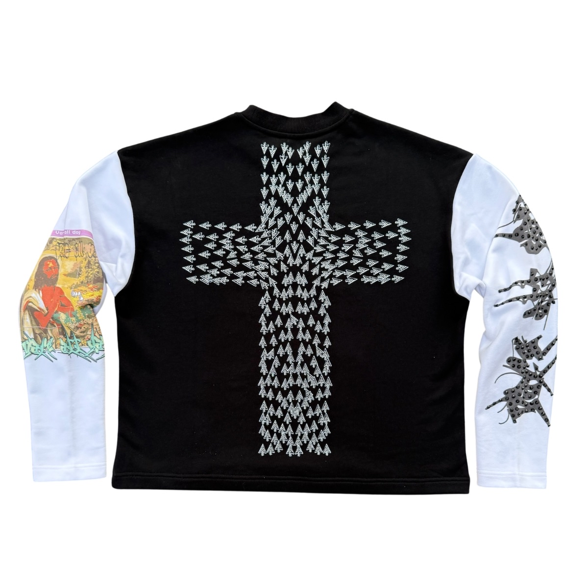 JESUS IS RISEN VARE ALL DAY SWEATER